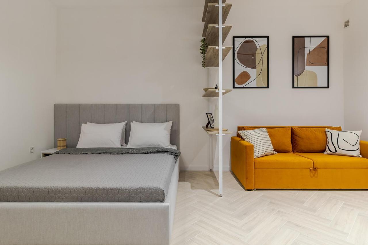 Inshiapartments On Ferentsa Lista Str 리비프 외부 사진