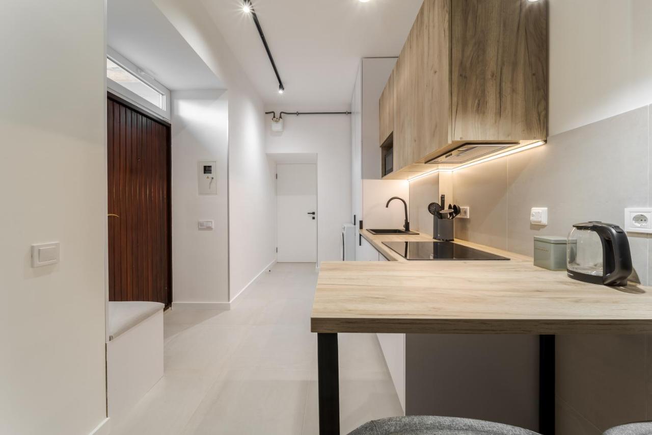 Inshiapartments On Ferentsa Lista Str 리비프 외부 사진