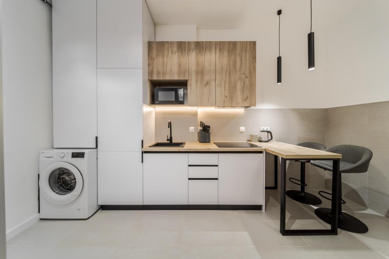Inshiapartments On Ferentsa Lista Str 리비프 외부 사진